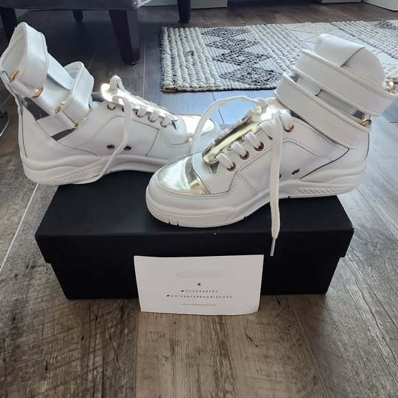 Chiara Ferragni High-Top Sneakers - Picture 2 of 6